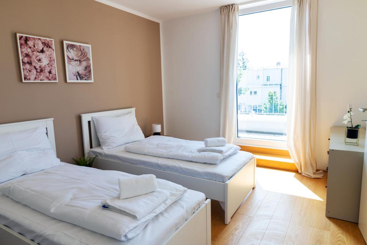 וינה Maureen Lovely 2 Bedroom Unit With Community Pool מראה חיצוני תמונה
