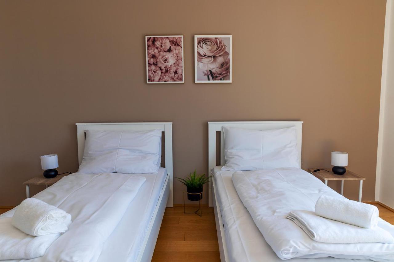וינה Maureen Lovely 2 Bedroom Unit With Community Pool מראה חיצוני תמונה
